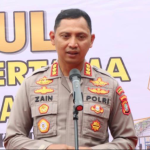 - Polres Metro (Polresto) Tangerang mulai memanggil para saksi atas laporan dugaan kekerasan yang dilakukan kepala sekolah terhadap IJ (16) pelajar SMA Hidayaturrohman, Desa Tegal Angus, Kecamatan Teluknaga.