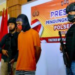 Ketahuan oleh warga saat bersetubuh dengan kekasihnya yang masih dibawah umur (16), Seorang Pria di Tangerang berinisial RH (20) terancam belasan tahun mendekam dipenjara.