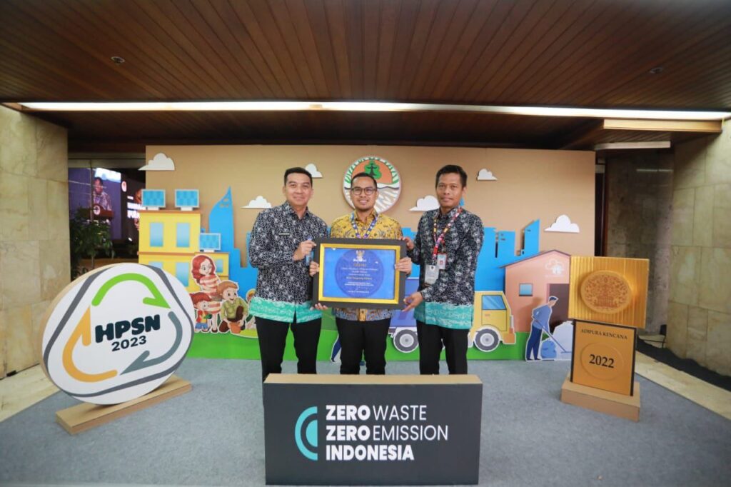 Hore, Pemkot Tangsel Raih Penghargaan Adipura 2022