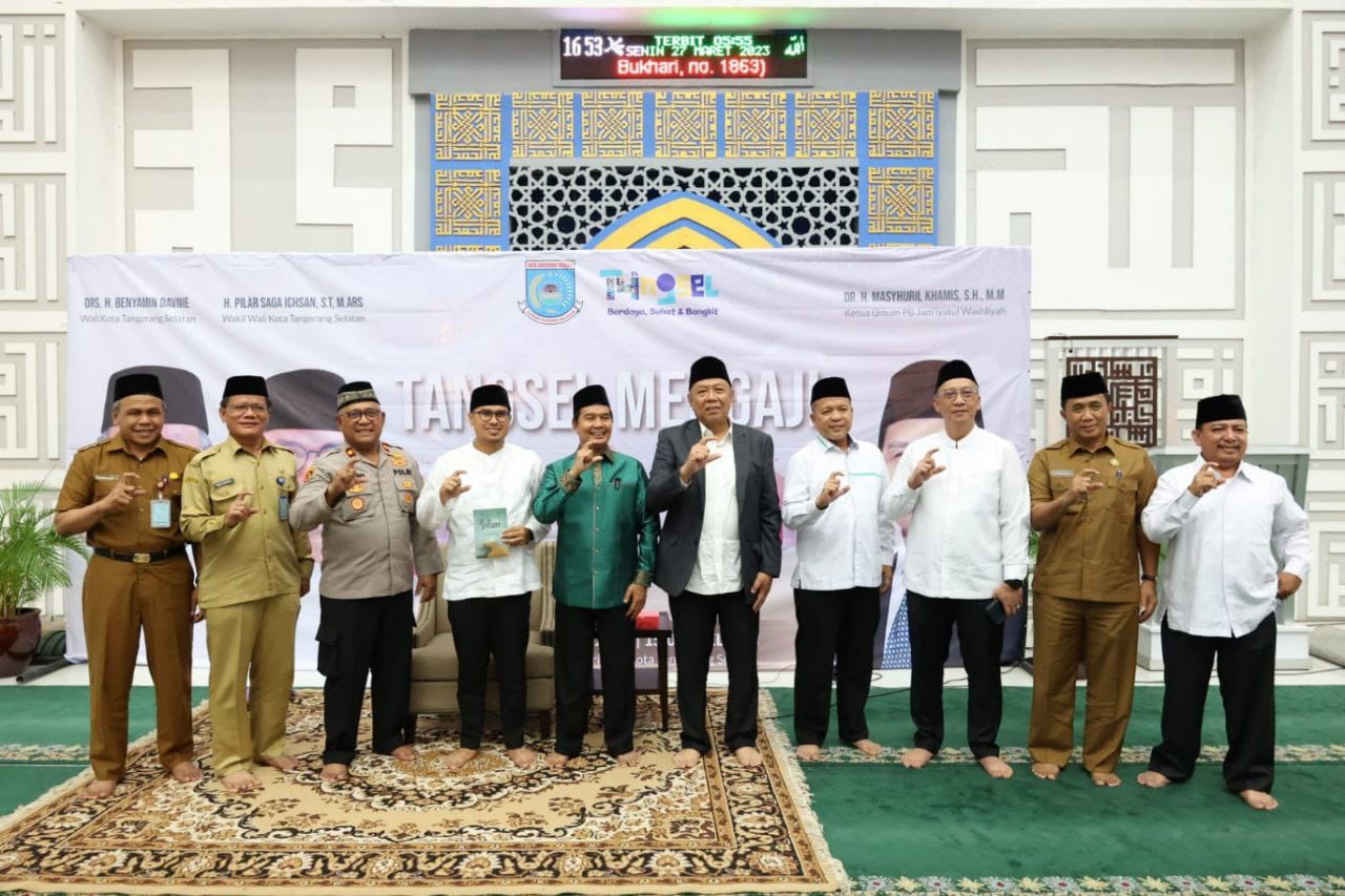 Dalam rangka menyemarakan bulan suci ramadhan 1444 Hijriah, Pemerintah Kota (Pemkot) Tangerang Selatan (Tangsel) menggelar berbagai kegiatan di salah satunya Tangsel Mengaji yang digelar di Masjid Al I'ithisom.