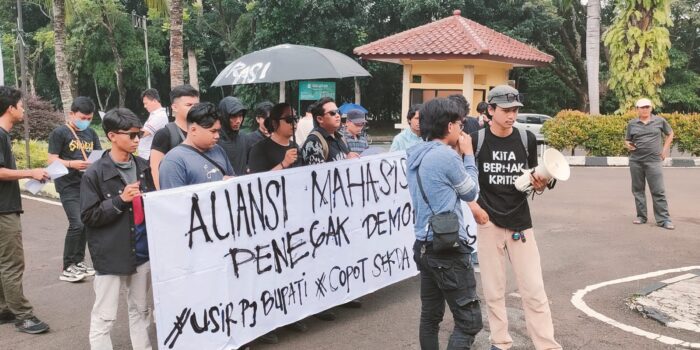 AMPD Demo Gedung Bupati Tangerang, Bawa 5 Tuntunan