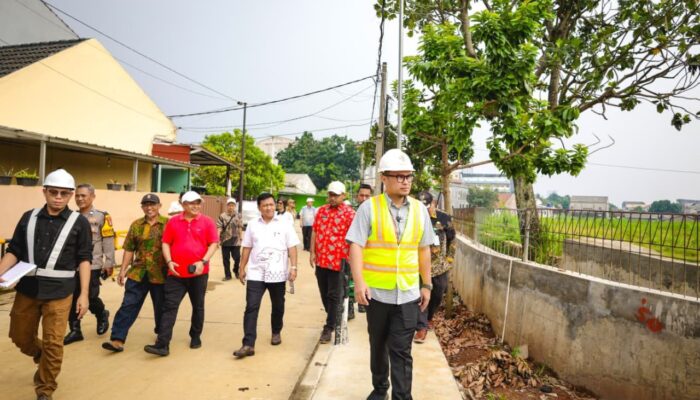 Bangun Turap Beton di Bintaro Gallery Tangsel, Pilar Targetkan Pengerjaan Selesai Tepat Waktu