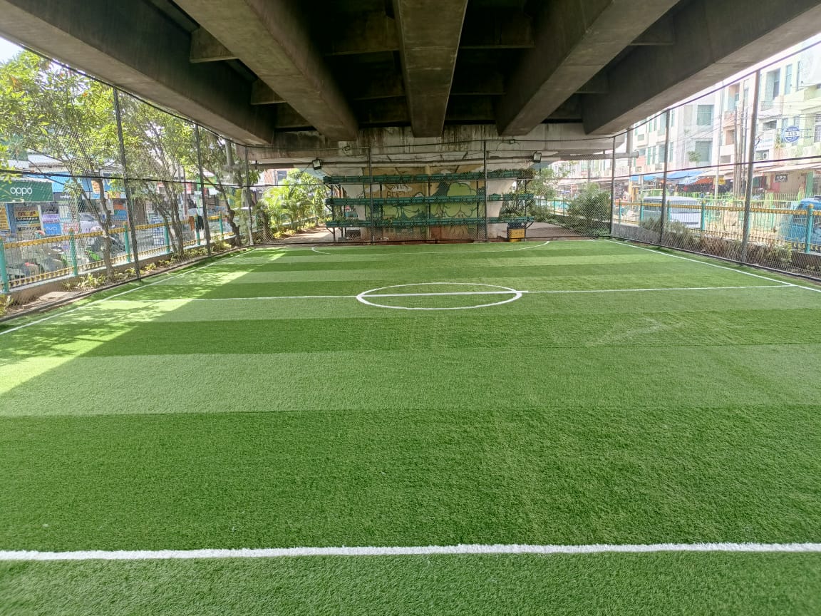 Ruang Terbuka Publik Lapangan Futsal dibawah Flyover Ciputat.