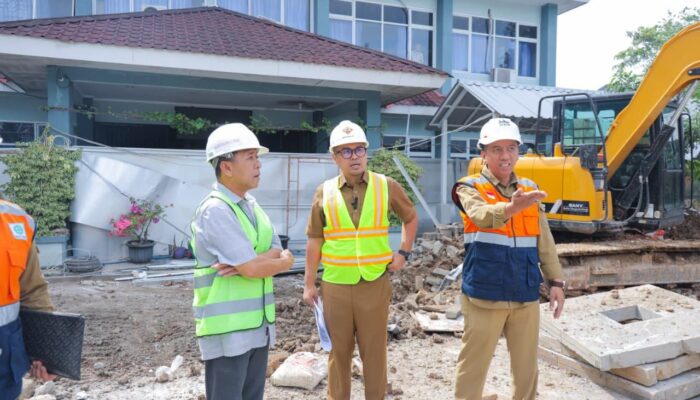 Pilar Tinjau Pembangunan SMPN 18 Tangsel, Pastikan Infrastruktur Pendidikan Meningkat