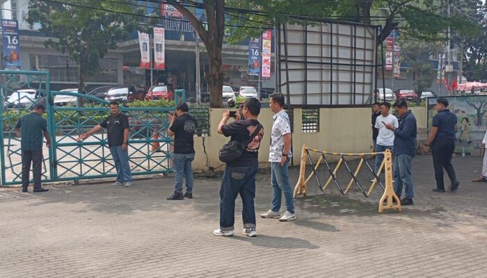 Polda Metro Lakukan Olah TKP Penggerudukan Sekolah Islam Pembangunan Pamulang
