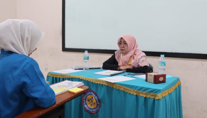 Sarjana Tanpa Kerja: Ketika Kurikulum Kampus Bertepuk Sebelah Tangan dengan Industri